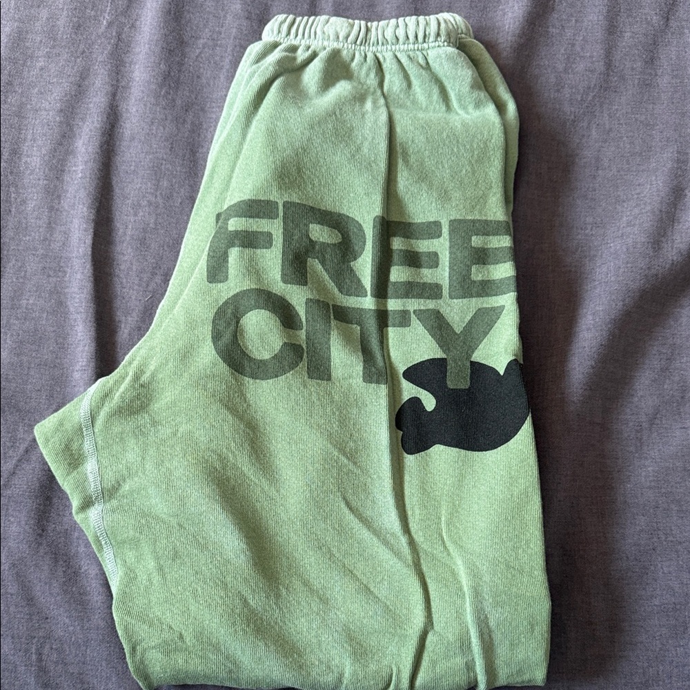 Freecity Green Joggers with Logo